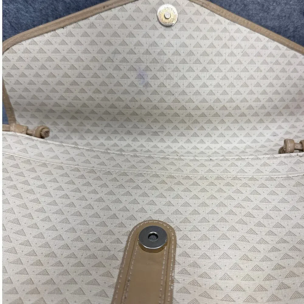 Liz Claiborne 1984 Vintage Tan Triangle Envelope Fold Over Shoulder Purse